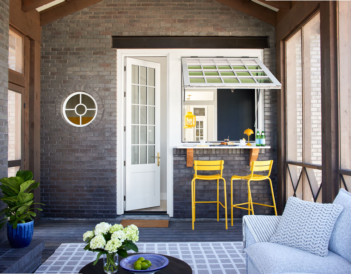 Awning vs. Casement Windows: What’s Best for Your Home?