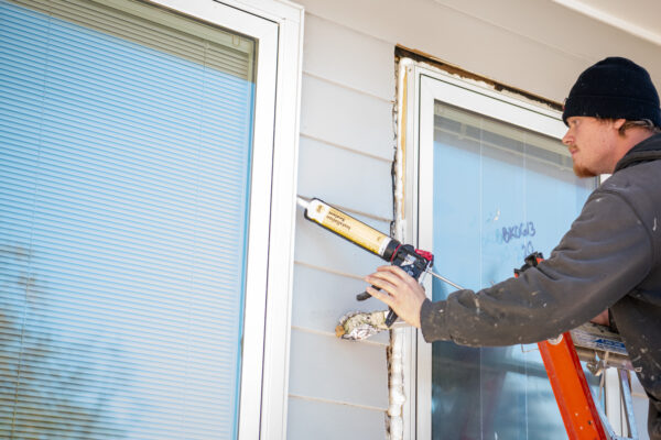 Pella installer caulking window exterior